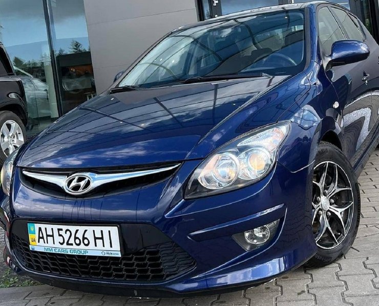 Hyundai i30, эвакуация украинцев, эвакуация из Мариуполя, обстрелы авто, обстрелы градами