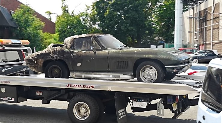 Chevrolet Corvette C2