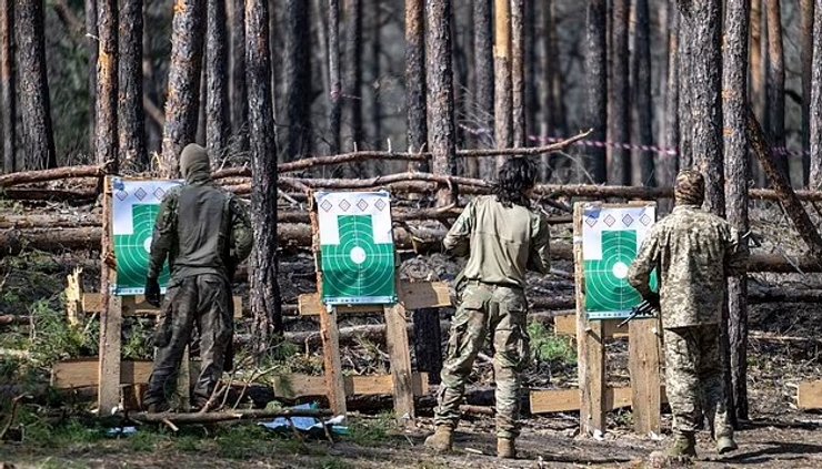 добровольці в Україні