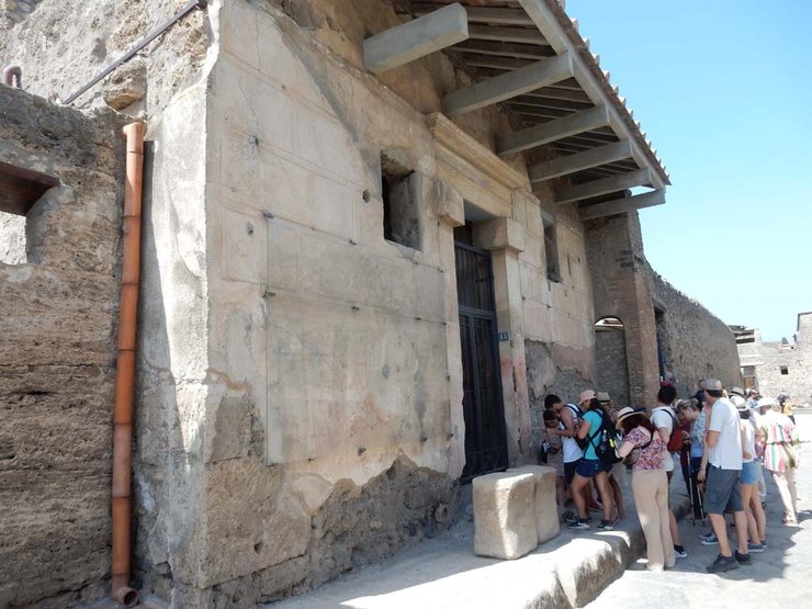 помпеи дом иев