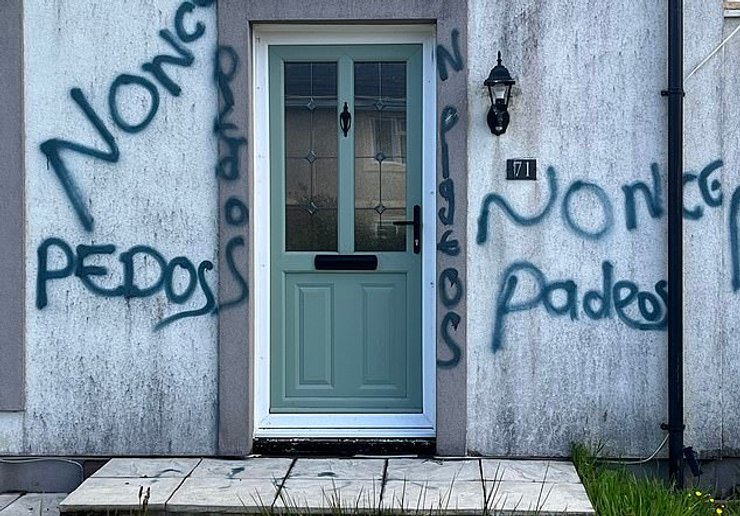 Томмі Аллінгтон, Аллінгтон, Педофіл, педофілія, насильство проти дітей, сексуальне насильство над дітьми, моторошний будинок, страшний будинок