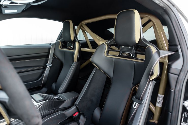 Салон BMW M4, BMW M4 Manhart, тюнинг BMW M4, Manhart MH4 900