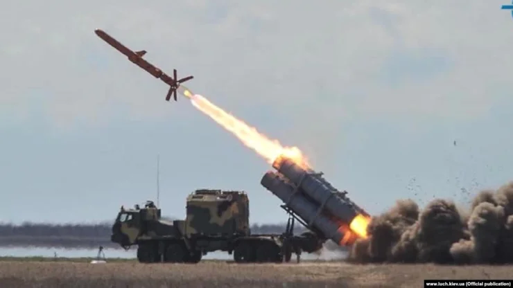 ракети нептун, нептун для наземних цілей