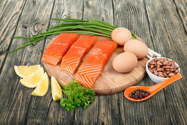 рыба, яйца, витамины,зелень, стол, фото