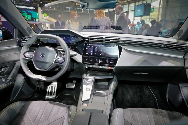 Новый Пежо 408, пежо 408, новый Peugeot 408, Peugeot 408 2023, Peugeot 408, кроссовер Peugeot 408