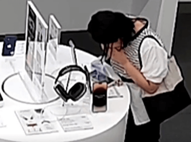 iPhone, Apple Store, воровство, Китай, зубы, сигнализация, женщина украла Айфон, воровка, перегрызла зубами сигнализацию