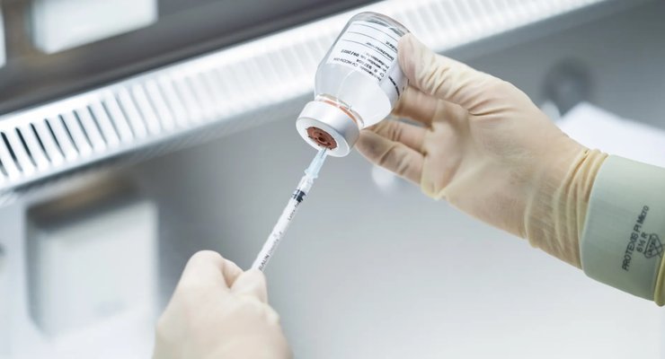 мутації, коронавірус, SARS-CoV-2, COVID-19, вакцинація