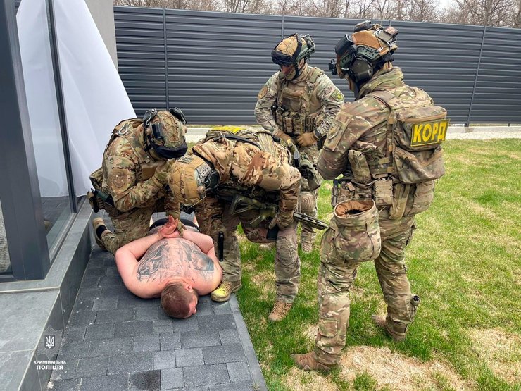 У Дніпрі викрито міжнародну мережу криптоскамерів