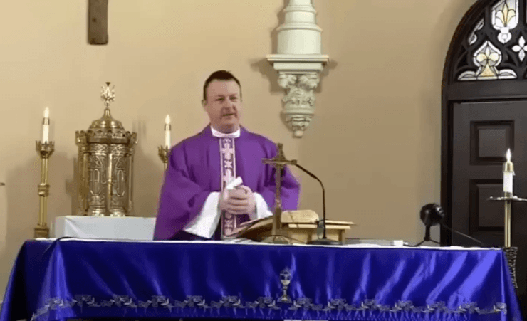 Церковь, расследование, религия, чудо, чудо в церкви, причастие, католическая церковь