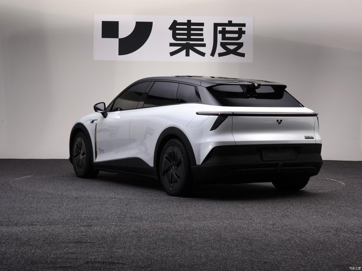 Jidu Robo 1, новий Jidu Robo 1, електромобіль Geely, кросовер Geely, китайський електромобіль