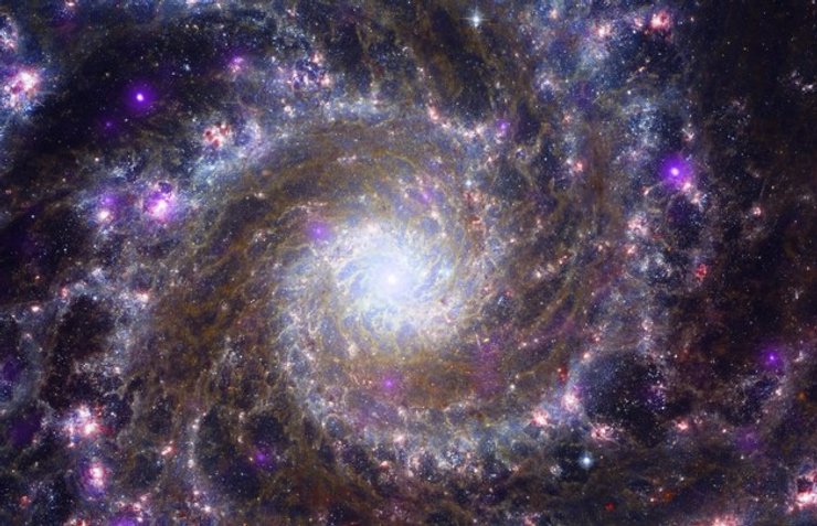 галактика М74