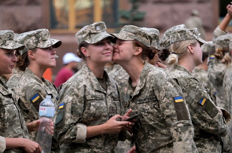 Військовообов'язані України, Військовий облік Україна, Військові жінки України, вс, жінки в вс, жінки військовослужбовці, жінки військовозобов'язані