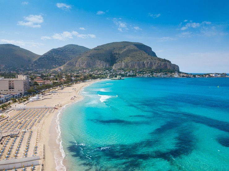 пляжи италии, пляж монделло, отдых италия, отдых италия