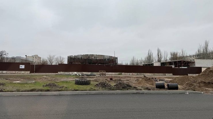 Льодовий палац, де проходив зʼїзд у Сіверськодонецьку - 2025 рік