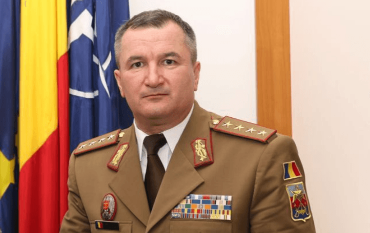 генерал Даниэль Петреску, флаг Румынии