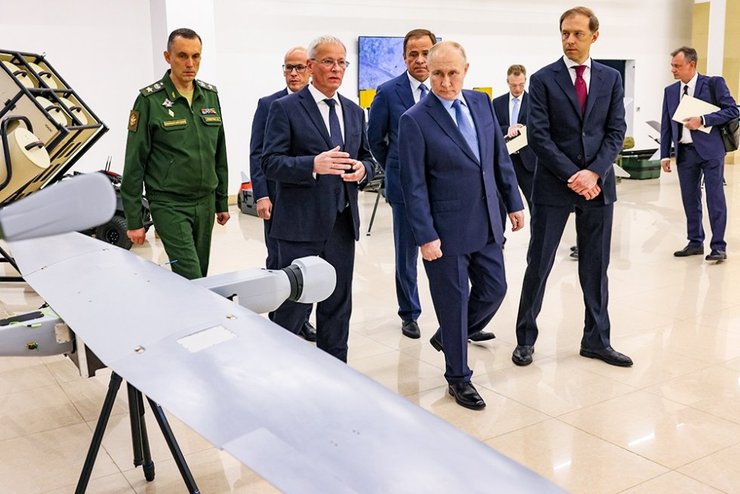 путин, российский дрон