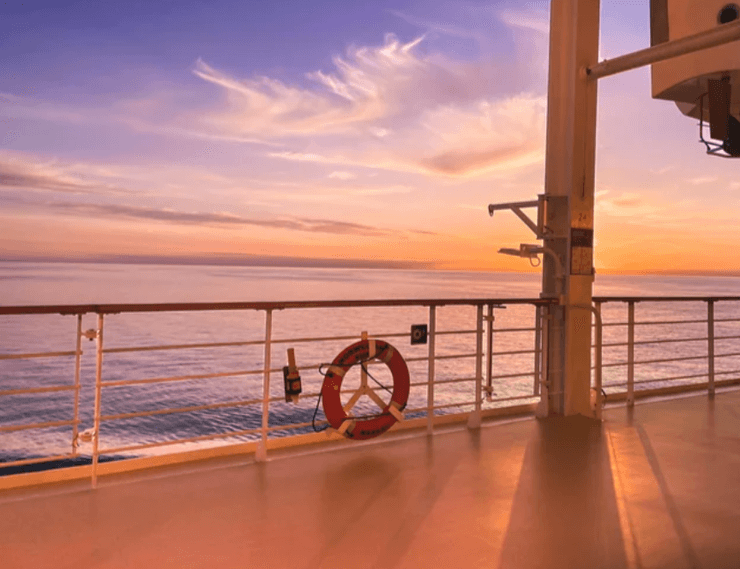 Круизный корабль Палуба на корабле