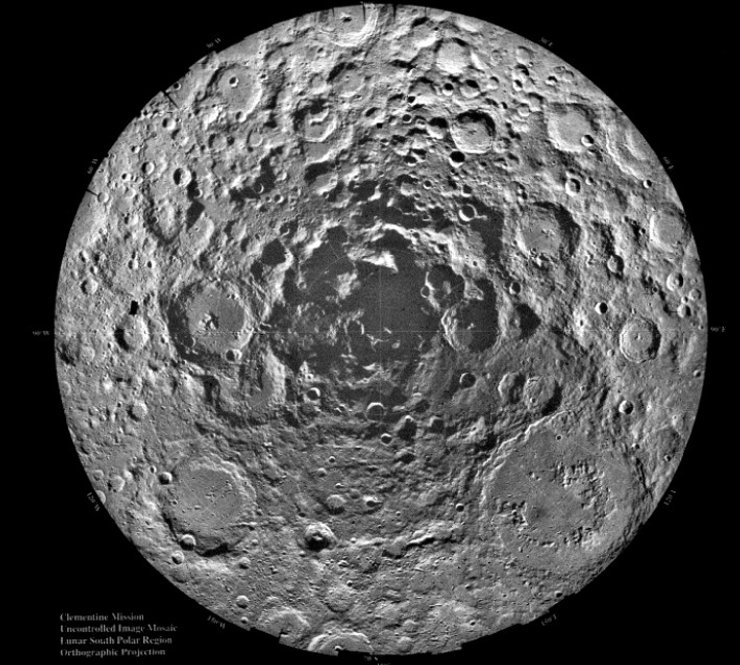 кратер Луна