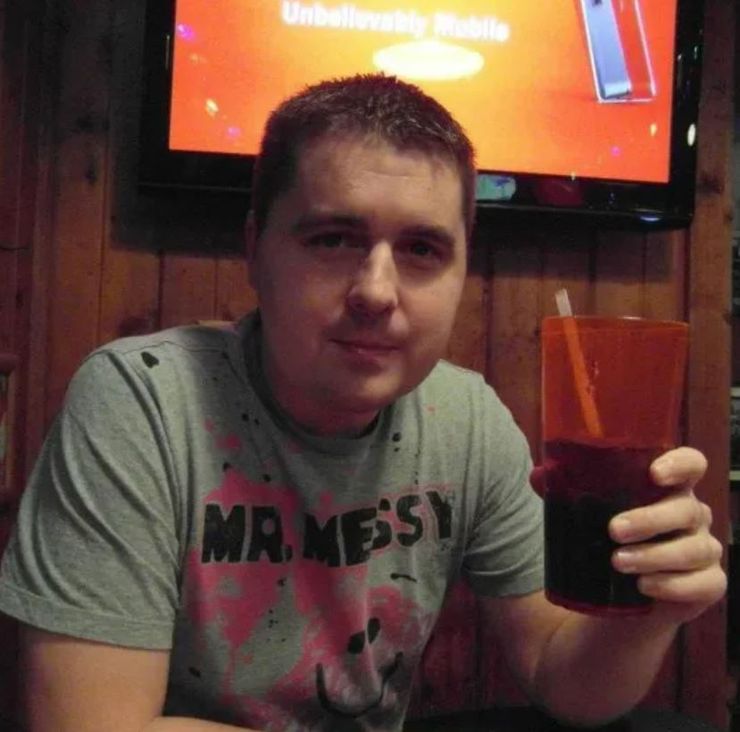 Том Боуї з Марлоу 10 років пив газовані напої, що з ним сталося, експерименти, цікаві історії