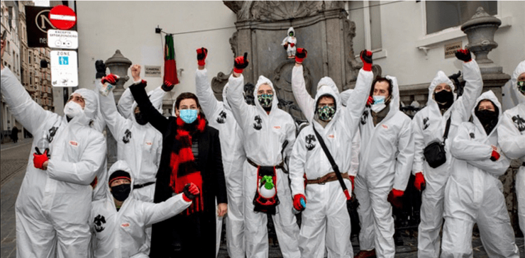 писающий мальчик в брюсселе