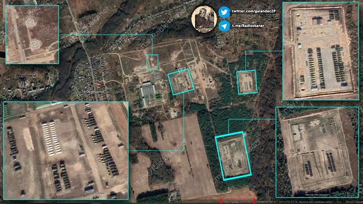 Вероятно, российская техника перебрасывается в этот лагерь возле Клинцов, дата съемки ноябрь 2021. К середине декабря техники может стать больше