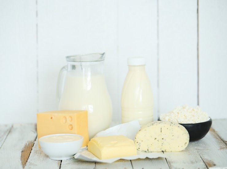 Молочні продукти можуть подорожчати через підвищення граничних цін на світло для бізнесу