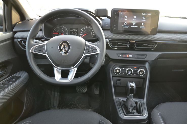 салон Renault Taliant, новый Renault Taliant, Renault Taliant 2025, седан Renault Taliant, Renault Taliant, Renault Logan