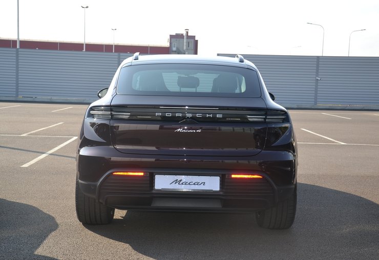 порше макан 2024, новий Porsche Macan, електромобіль Porsche, кросовер Porsche, Porsche 911