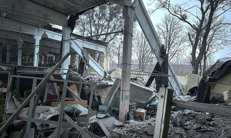 В Харькове во время ракетной атаки армии России 8 января было повреждено учебное заведение