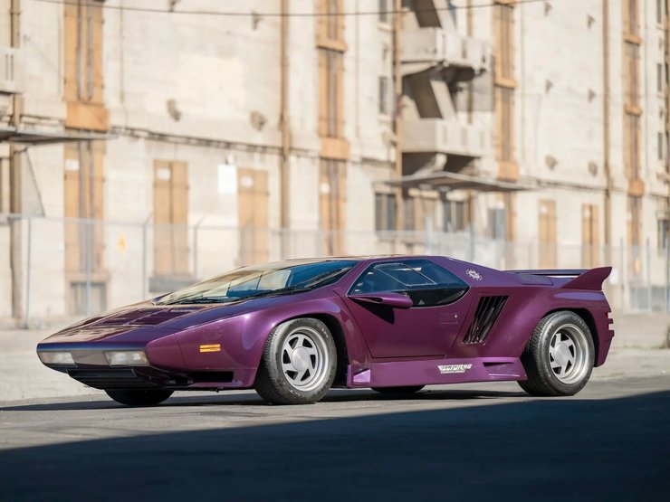 Vector W8, коллекция суперкаров