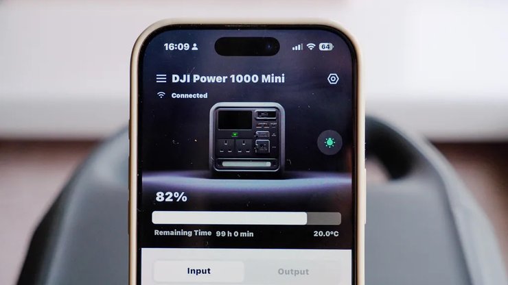 Застосунок DJI Home