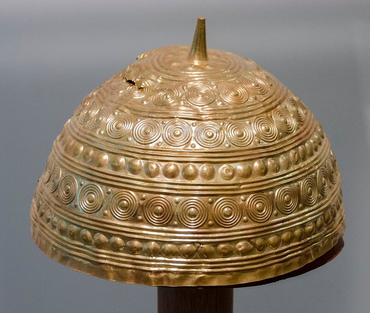 Золотой шлем был найден в 1976 году