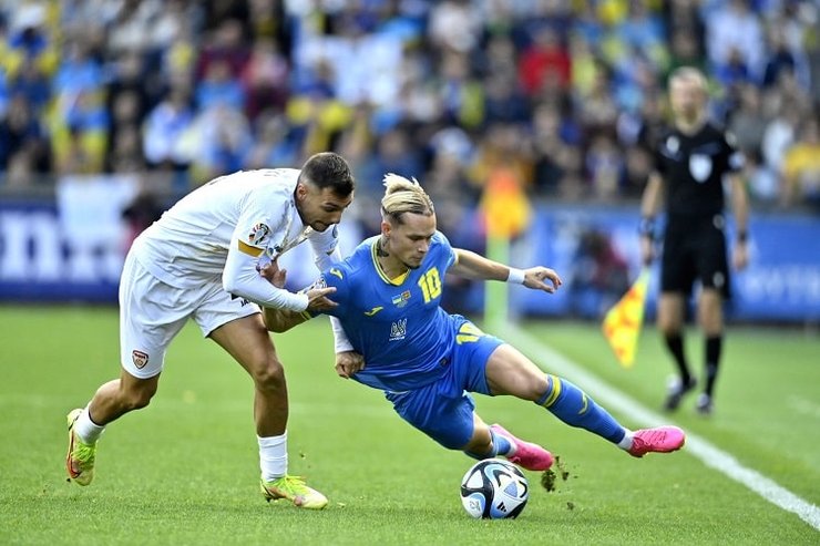 Михаил Мудрик