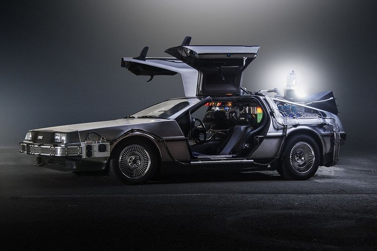 DeLorean в Украине, DeLorean DMC12, авто из фильма Назад в будущее, DeLorean