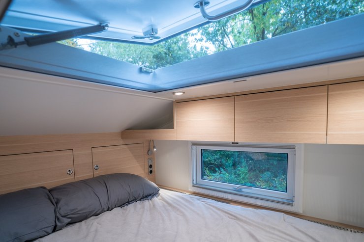 автодом кровать, Автодом Ford, дом на колесах, Пикап Ford, Ford F-550, Ford F-550, Bedrock XT2