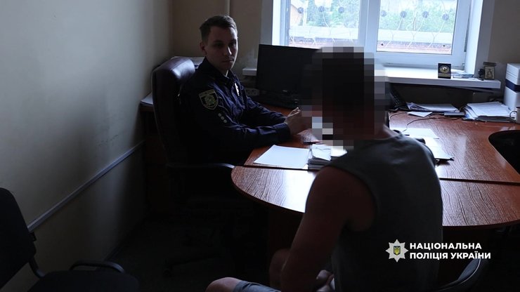 Чоловік, який підпалив ТЦК у Харкові, сидить в поліції