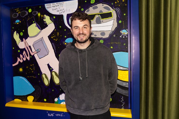 MONATIK, MONATIK персональная выставка, MONATIK картины, MONATIK арт-объекты, MONATIK персональная выставка и гости