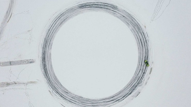 Skoda Enyaq iV RS, Skoda Enyaq iV, Skoda Enyaq, электромобиль Skoda, кроссовер Skoda, рекорд Гиннеса, мировой рекорд