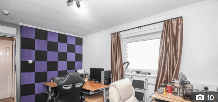 Офіс у будинку