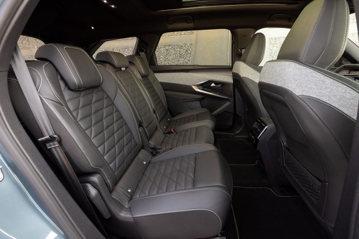 новый пежо 5008, Peugeot 5008, новый Peugeot 5008, кроссовер Peugeot, Peugeot 5008 2025, Peugeot 5008 в Украине