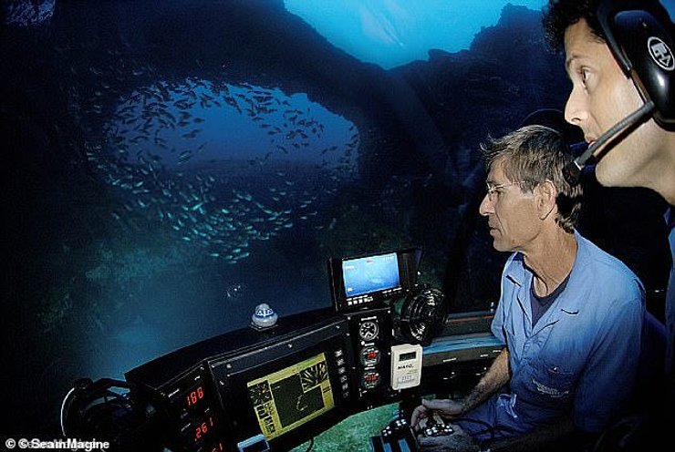 Пол Аллен, соучредитель корпорации Microsoft, в личной субмарине