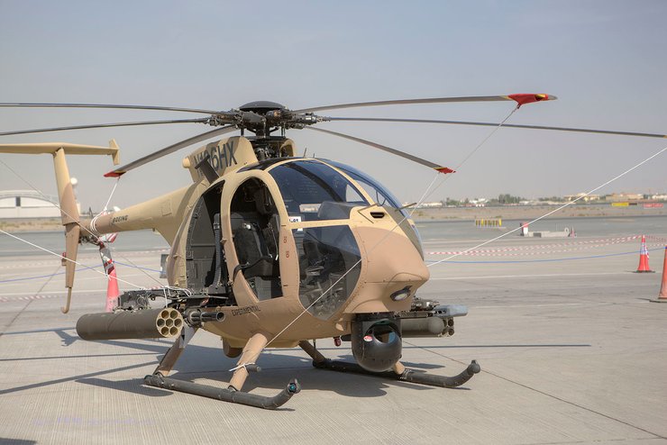 вертоліт AH-6