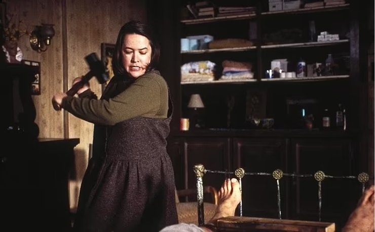 Кэти Бейтс Мизери