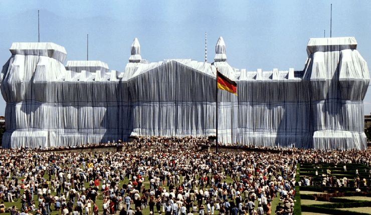 Покритий Рейхстаг у Берліні