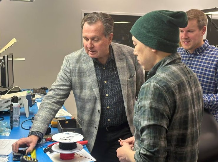 президент компании Artis