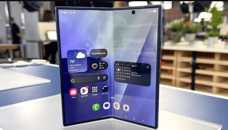 новый складной смартфон Fold 7