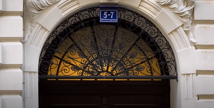 Дом бывшего руководителя Нацбанка