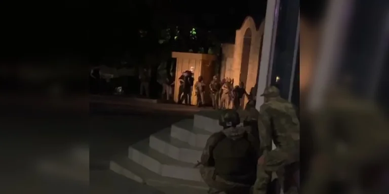 Може бути причетне відділення ІДІЛ: нові подробиці стрілянини в Дагестані (фото)