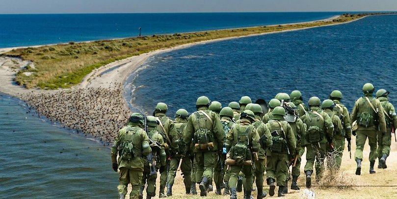 Бегство оккупантов с Кинбурнской косы: повторяется ли для России сценарий Херсона-2022
