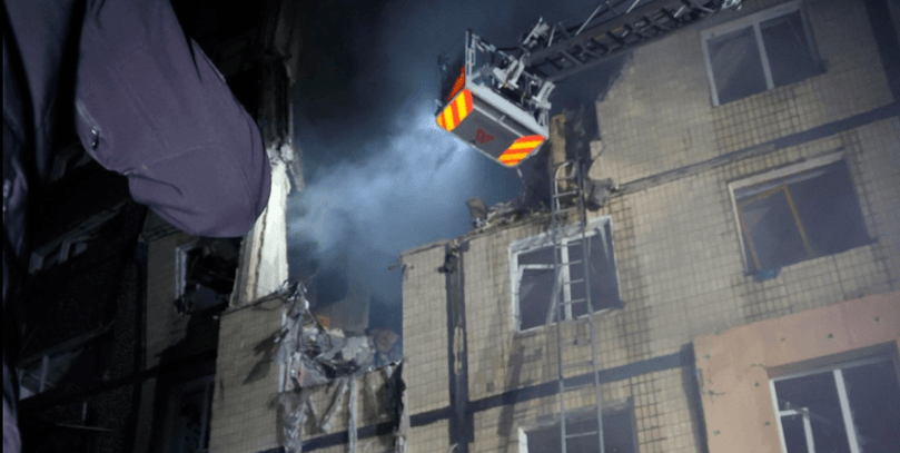 Пожежа у Києві, удар по будинку в Дніпрі та НС на Полтавщині: наслідки нічного обстрілу по областях